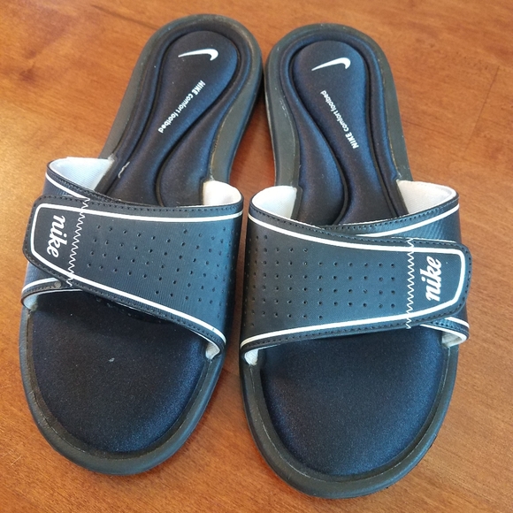 nike velcro sliders